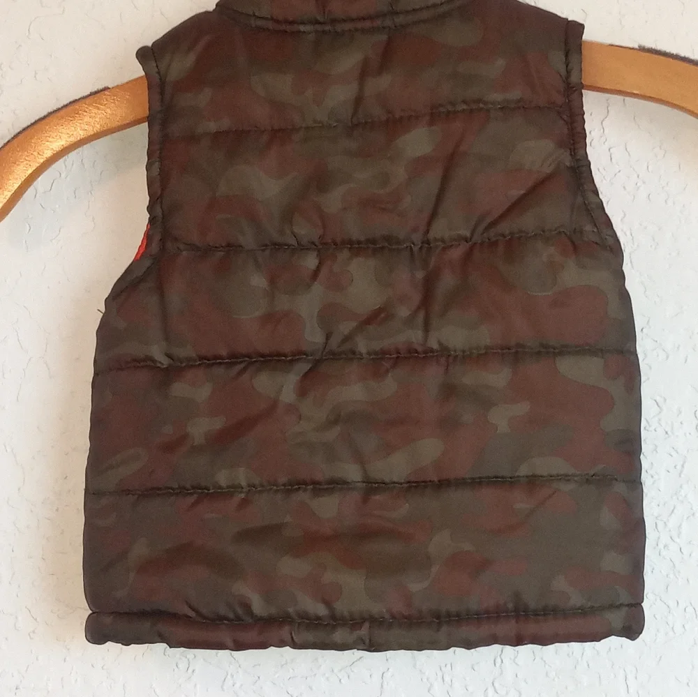 Healthtex Boys 18 Month Puffer Vest - Picture 3 of 5